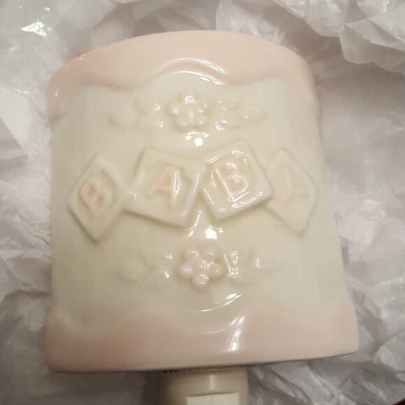 🔴3/$20 Russ Brand Ceramic Hand Painted Baby Nightlight - Picture 7 of 7